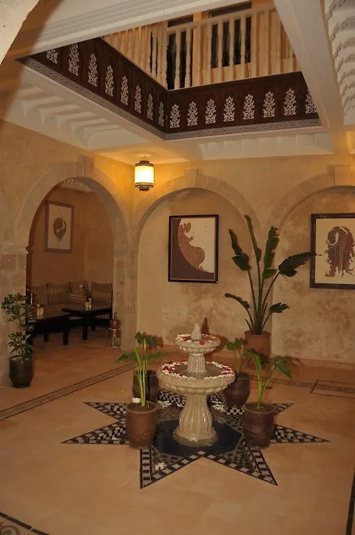 Hotel Riad Ben Atar エッサウィラ